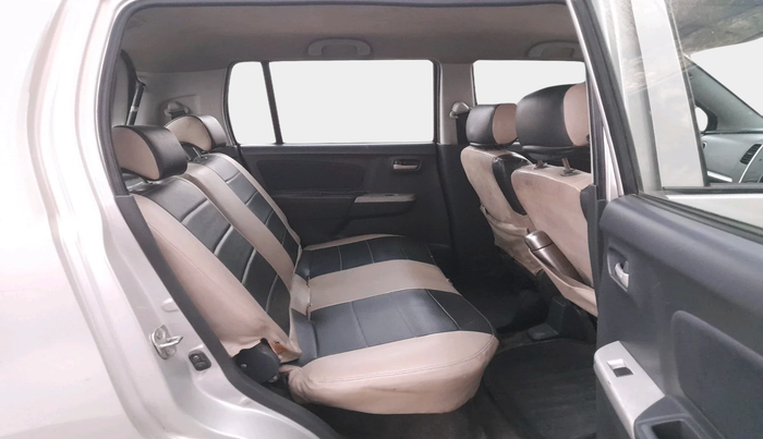 2011 Maruti Wagon R 1.0 VXI, Petrol, Manual, 1,04,739 km, interior