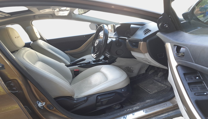 2022 Tata NEXON XZ PLUS (PREMIUM) PETROL JET, Petrol, Manual, 82,595 km, interior