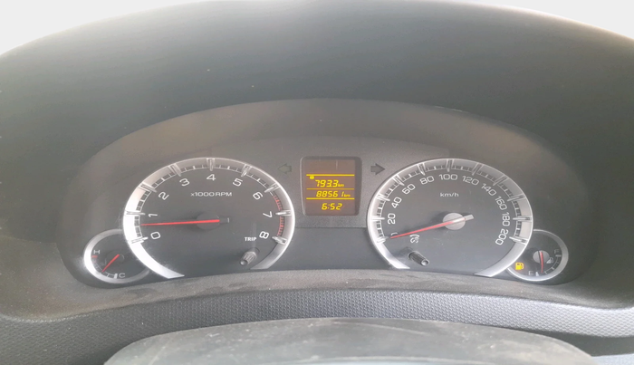 2013 Maruti Swift VXI, Petrol, Manual, 88,561 km, interior