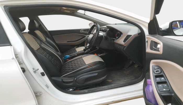 2018 Hyundai Elite i20 ASTA 1.2 (O), Petrol, Manual, 1,00,609 km, interior