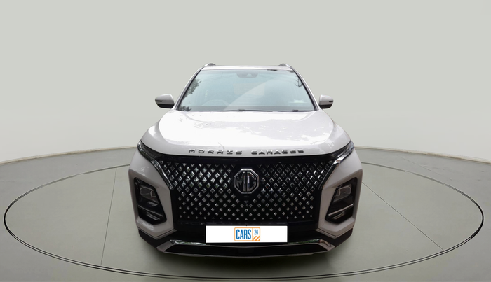 2024 MG HECTOR PLUS SAVVY PRO 1.5 TURBO CVT 6 STR, Petrol, Automatic, 2,812 km, exterior
