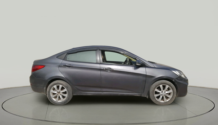 2013 Hyundai Verna FLUIDIC 1.6 CRDI SX, Diesel, Manual, 1,35,259 km, exterior