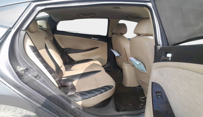 2013 Hyundai Verna FLUIDIC 1.6 CRDI SX, Diesel, Manual, 1,35,259 km, interior