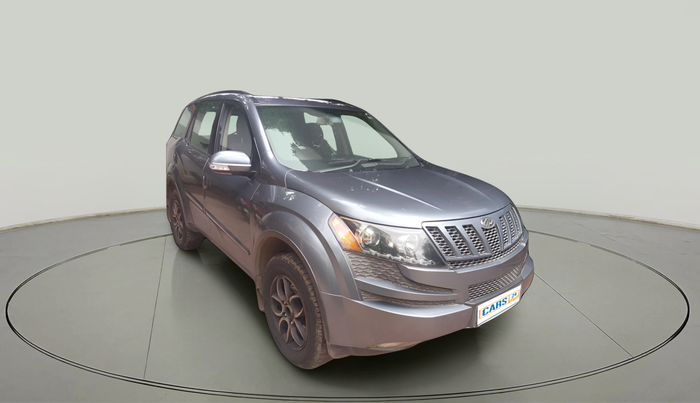 2014 Mahindra XUV500 W6, Diesel, Manual, 58,640 km, exterior