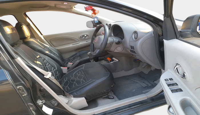 2013 Renault Pulse RXZ AIRBAGS, Diesel, Manual, 85,592 km, interior