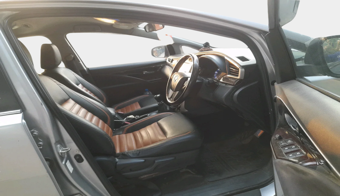 2017 Toyota Innova Crysta 2.4 VX 7 STR, Diesel, Manual, 81,042 km, interior