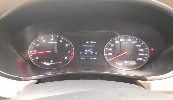 2018 Hyundai Elite i20 ASTA 1.2 (O), Petrol, Manual, 18,354 km, interior