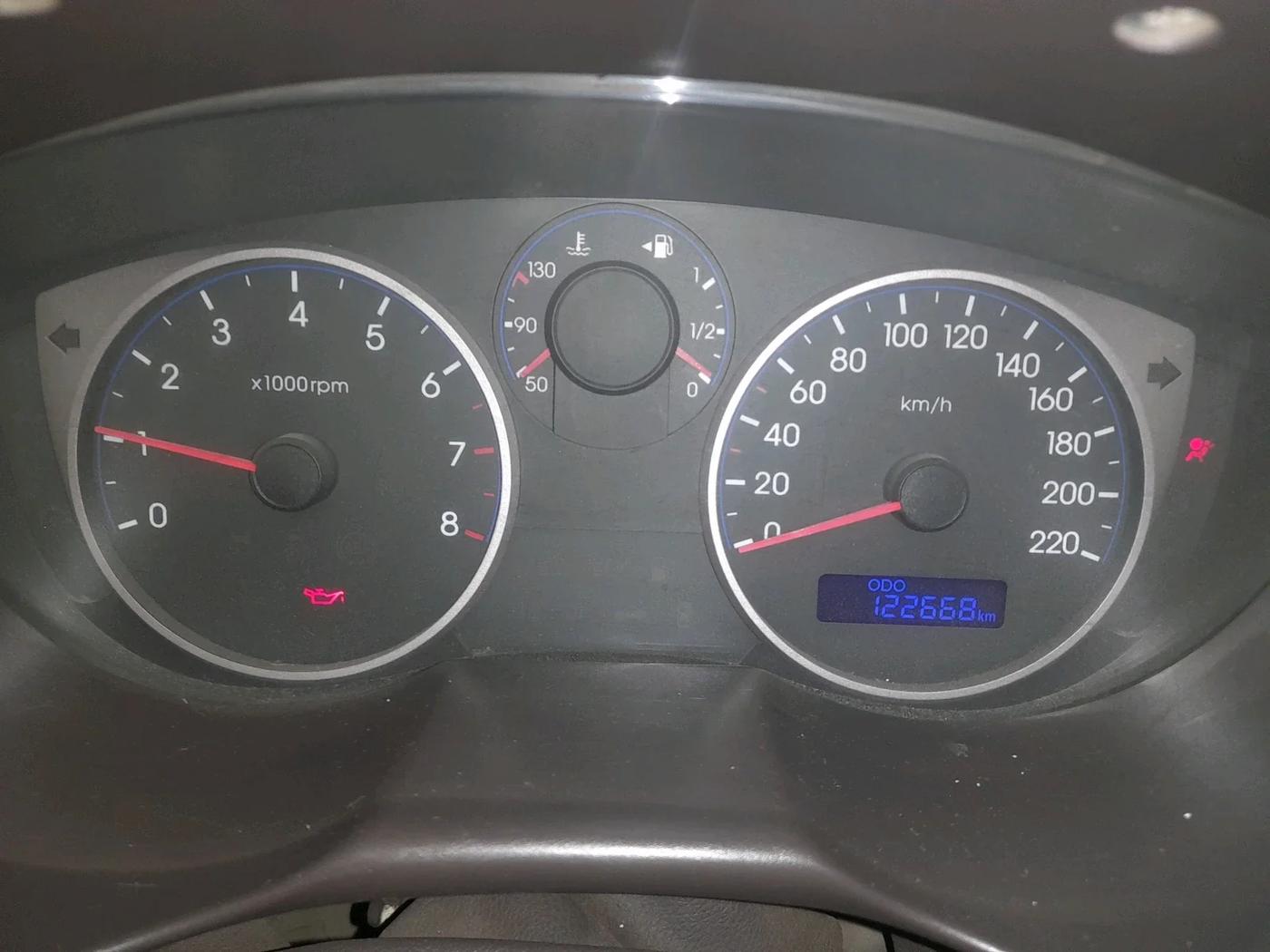 2011 Hyundai i20 SPORTZ 1.2, Petrol, Manual, 1,22,668 km, interior