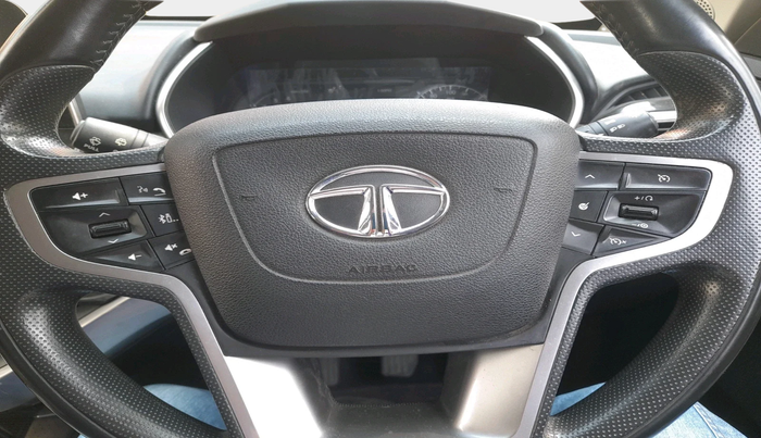 2019 Tata Harrier XZ 2.0L, Diesel, Manual, 72,740 km, interior
