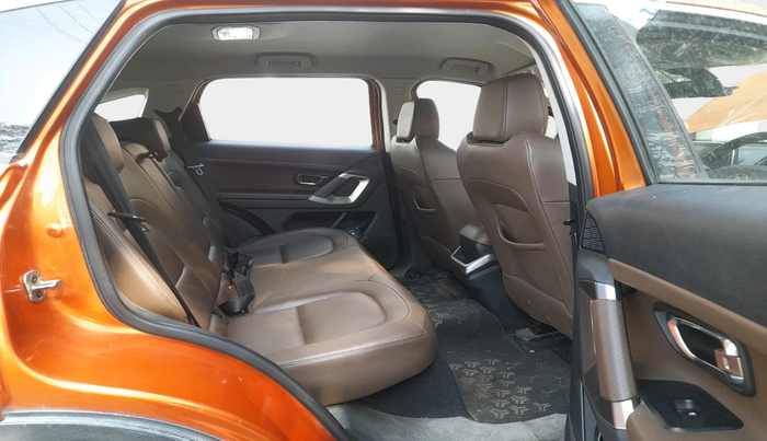 2019 Tata Harrier XZ 2.0L, Diesel, Manual, 72,740 km, interior