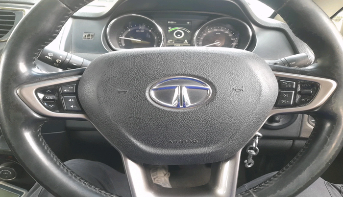 2018 Tata Hexa XT 4X2 7 STR, Diesel, Manual, 73,410 km, interior