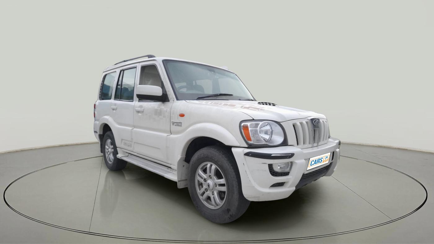 2013 Mahindra Scorpio VLX 2WD AIRBAG BS-III, Diesel, Manual, 52,176 km, exterior