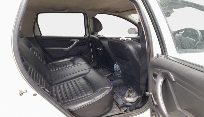 2014 Renault Duster 85 PS RXE DIESEL, Diesel, Manual, 1,55,864 km, interior