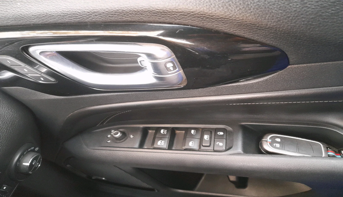 2022 Jeep Compass MODEL S (O) 1.4 PETROL DCT, Petrol, Automatic, 56,094 km, interior