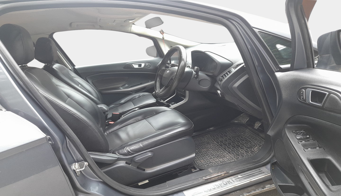 2018 Ford Ecosport TITANIUM 1.5L DIESEL, Diesel, Manual, 1,32,434 km, interior