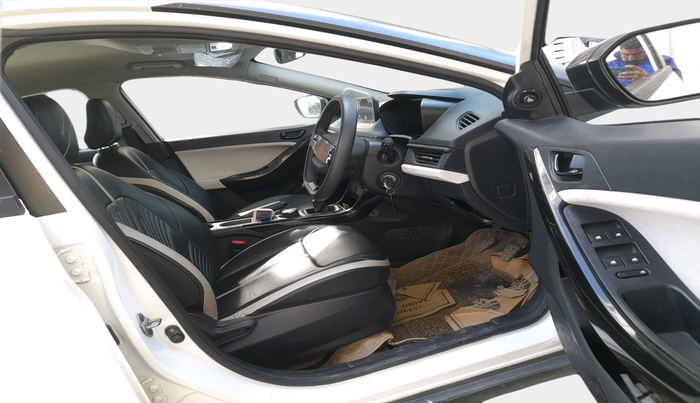 2024 Tata NEXON PURE 1.2 PETROL, Petrol, Manual, 13,364 km, interior