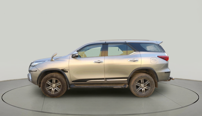 2017 Toyota Fortuner 2.8 4X2 MT, Diesel, Manual, 1,11,744 km, exterior