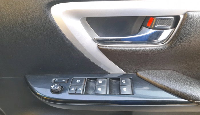 2017 Toyota Fortuner 2.8 4X2 MT, Diesel, Manual, 1,11,744 km, interior