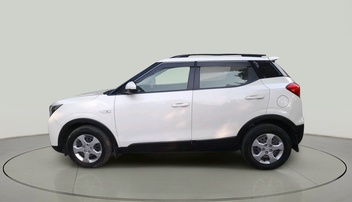 2019 Mahindra XUV300 W6 1.2 PETROL, Petrol, Manual, 55,310 km, exterior