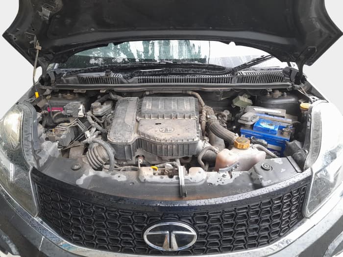2017 Tata NEXON XT DIESEL, Diesel, Manual, 74,510 km, exterior