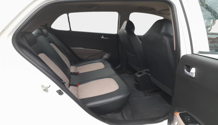 2019 Hyundai Grand i10 SPORTZ 1.2 KAPPA VTVT, Petrol, Manual, 32,484 km, interior