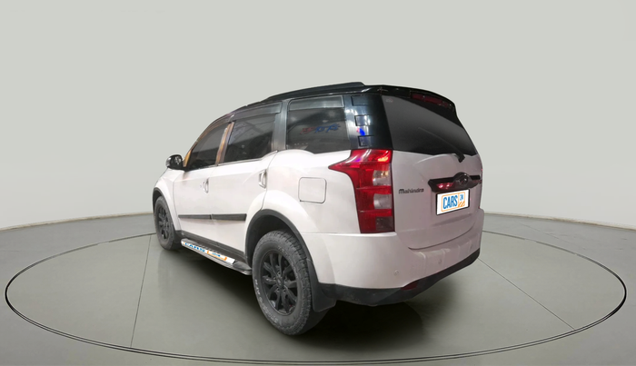2015 Mahindra XUV500 W10, Diesel, Manual, 1,37,017 km, exterior