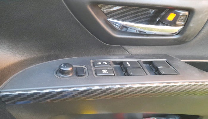 2016 Maruti S Cross ZETA 1.3, Diesel, Manual, 1,06,927 km, interior