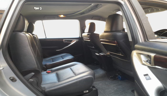 2018 Toyota Innova Crysta 2.4 ZX 7 STR, Diesel, Manual, 32,849 km, interior