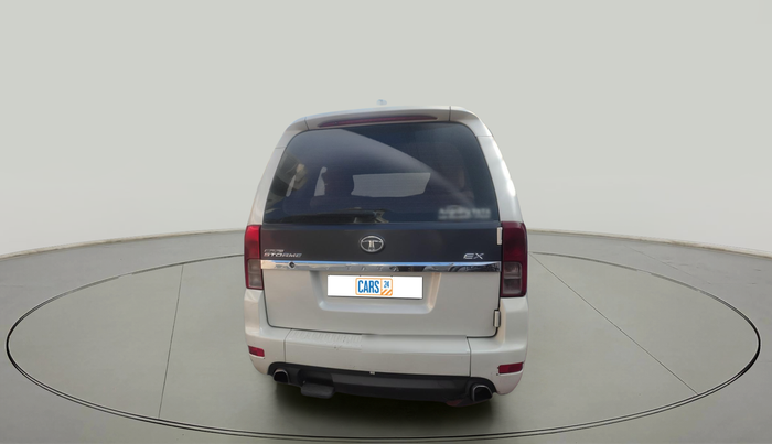 2015 Tata Safari Storme 2.2 EX 4X2, Diesel, Manual, 96,475 km, exterior