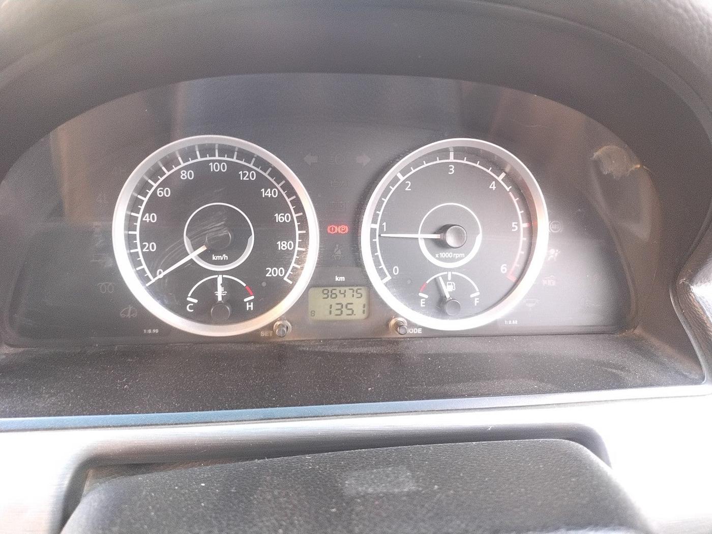 2015 Tata Safari Storme 2.2 EX 4X2, Diesel, Manual, 1,32,476 km, interior