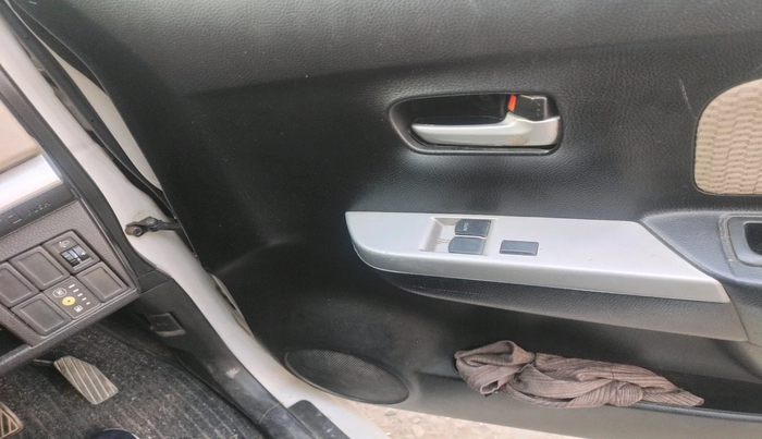 2018 Maruti Wagon R 1.0 LXI CNG, Petrol, Manual, 59,042 km, interior