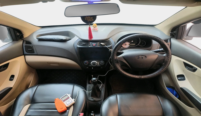 2015 Hyundai Eon MAGNA +, Petrol, Manual, 42,998 km, interior