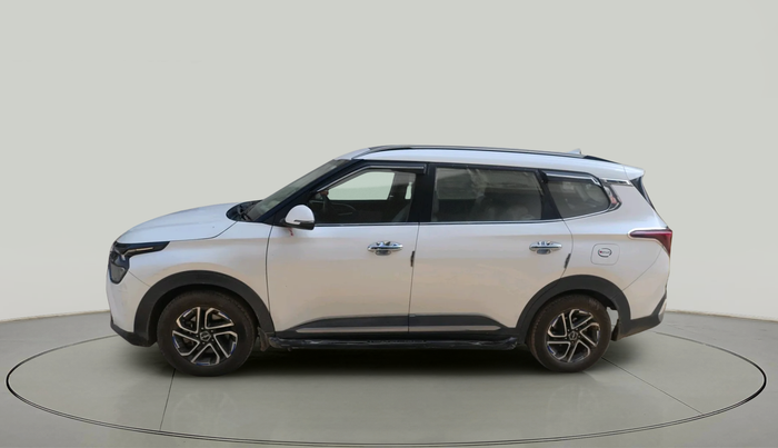 2022 KIA CARENS LUXURY PLUS 1.5 DIESEL 7 STR, Diesel, Manual, 1,41,556 km, exterior