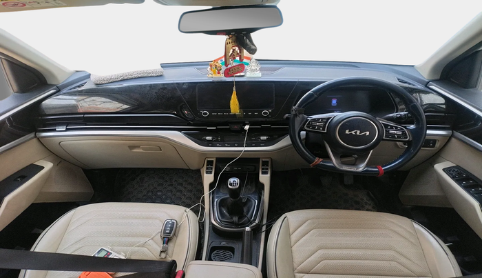 2022 KIA CARENS LUXURY PLUS 1.5 DIESEL 7 STR, Diesel, Manual, 1,41,556 km, interior