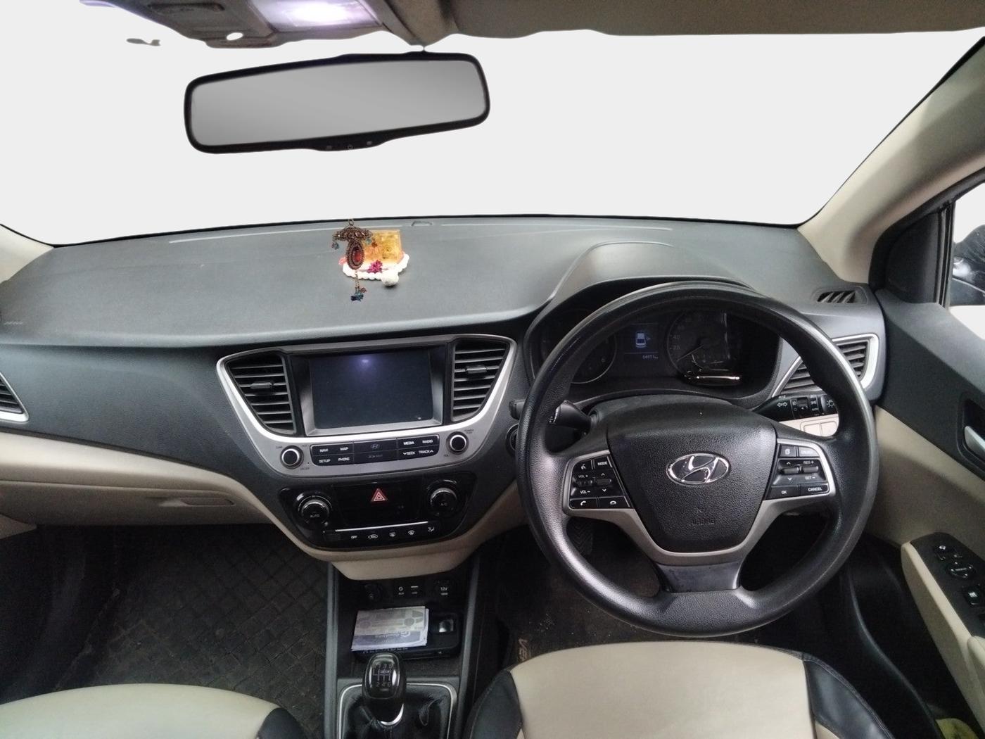 2019 Hyundai Verna 1.6 VTVT SX, Diesel, Manual, 87,183 km, interior