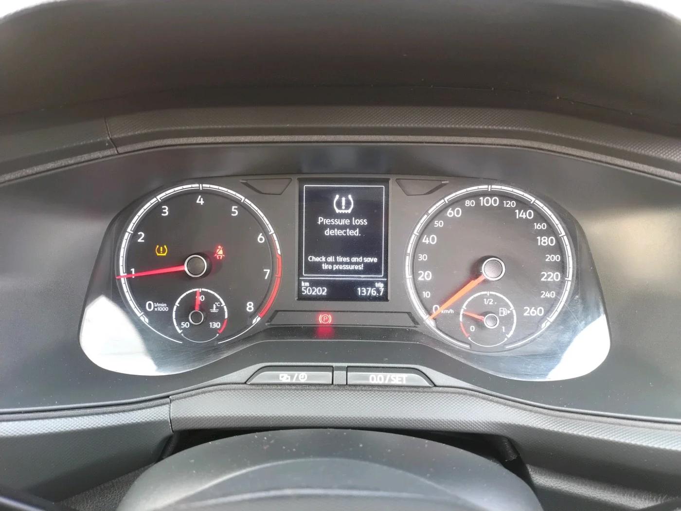 2023 Volkswagen TAIGUN COMFORTLINE 1.0 TSI MT, Petrol, Manual, 50,202 km, interior