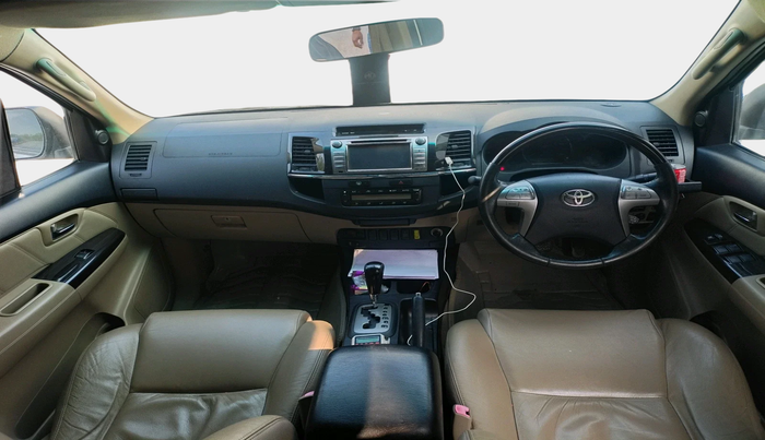 2016 Toyota Fortuner 3.0 4X2 AT, Diesel, Automatic, 1,30,000 km, interior