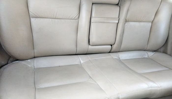 2010 Chevrolet Optra Magnum LT 2.0 TCDI, Diesel, Manual, 1,56,508 km, interior