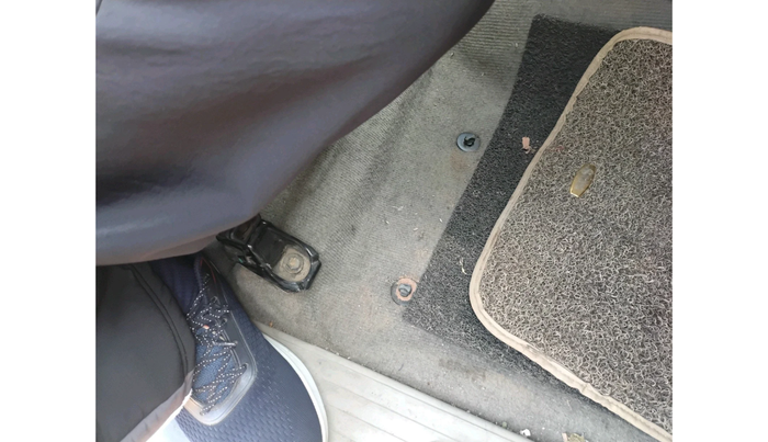 2014 Toyota Innova 2.5 GX 7 STR, Diesel, Manual, 1,98,869 km, interior