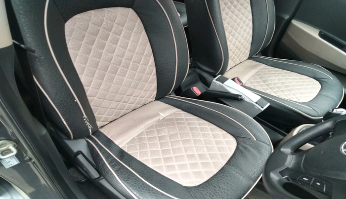 2014 Hyundai Grand i10 SPORTZ 1.2 KAPPA VTVT, Petrol, Manual, 72,009 km, interior