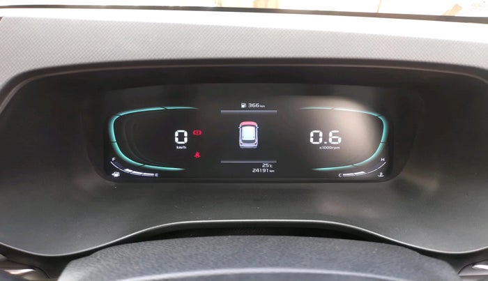 2022 KIA CARENS PRESTIGE PLUS 1.4 PETROL 7 STR, Petrol, Manual, 24,191 km, interior