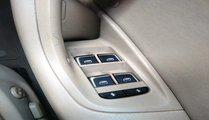 2012 Audi A6 2.0 TDI PREMIUM, Diesel, Automatic, 1,02,299 km, interior