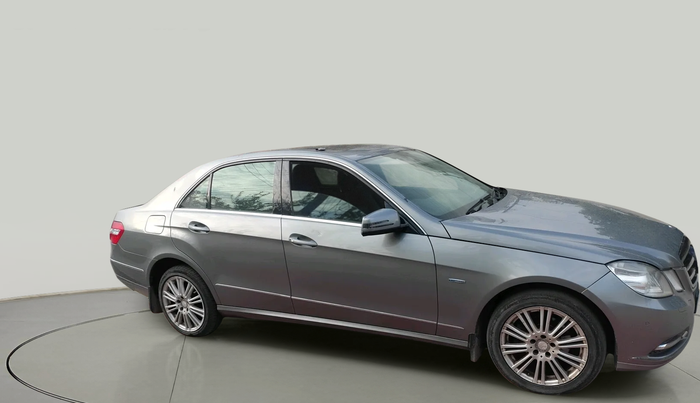 2011 Mercedes Benz E Class E 220 CDI CLASSIC, Diesel, Automatic, 1,04,941 km, exterior