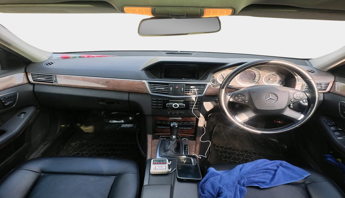 2011 Mercedes Benz E Class E 220 CDI CLASSIC, Diesel, Automatic, 1,04,941 km, interior