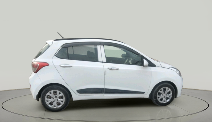 2014 Hyundai Grand i10 SPORTZ 1.1 CRDI, Diesel, Manual, 1,04,911 km, exterior