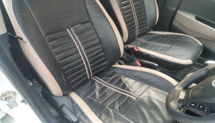 2014 Hyundai Grand i10 SPORTZ 1.1 CRDI, Diesel, Manual, 1,04,911 km, interior