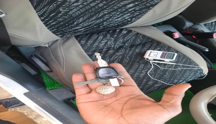 2012 Maruti Ritz VDI, Diesel, Manual, 1,77,708 km, interior