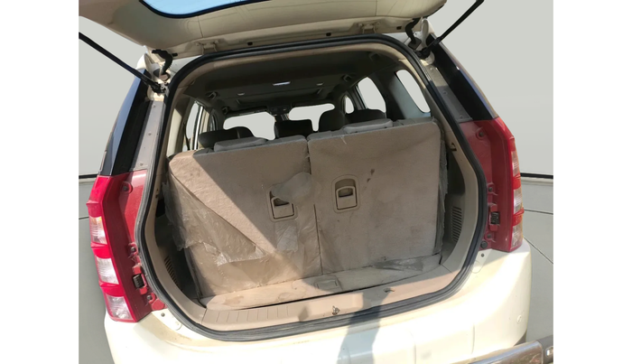 2016 Mahindra XUV500 W10, Diesel, Manual, 1,33,078 km, exterior