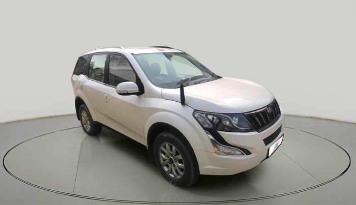 2016 Mahindra XUV500 W10, Diesel, Manual, 1,33,078 km, exterior