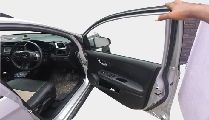 2017 Honda BR-V 1.5L I-VTEC S, Petrol, Manual, 38,144 km, interior